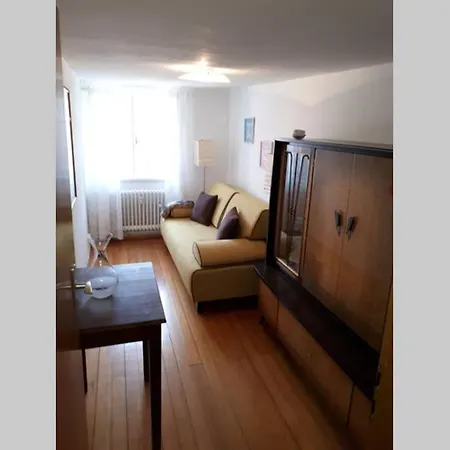 Gemuetliche Altstadtwohnung In Appartement